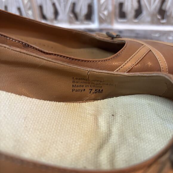 Vintage Style & Co Strappy Leather Pumps size 7.5M Tan Pointy Toes, Kitten Heels - Picture 7 of 10